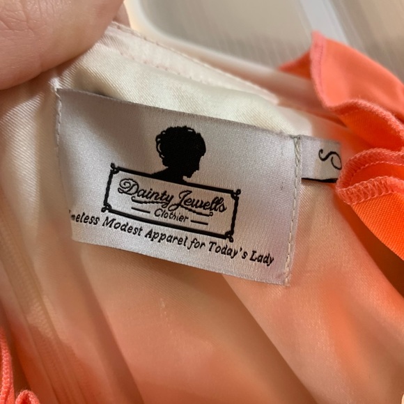 🚫SOLD🚫 Dainty Jewells Dress - Picture 3 of 5